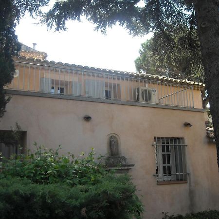 Maison De Ville Aux Couleurs Provencales. Villa Карпентра Екстериор снимка